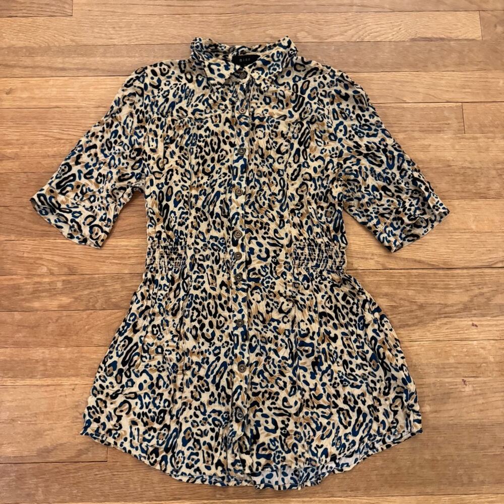 Mine tan black abstract 1/2 sleeve button down blouse shirt top juniors M
b43